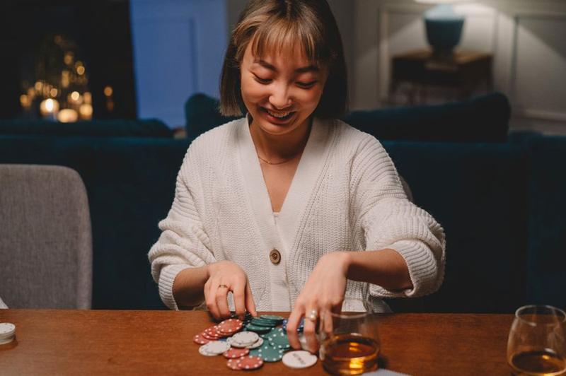 bầu cua trực tuyến Nohu